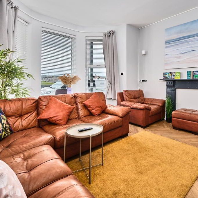 Dunluce Green (From Sept 2025), 46 Eglinton Street, Portrush, BT56 8DY - Photo 1