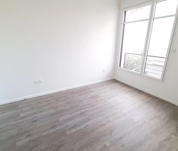 location Appartement T2 DE 45.79m² À MAISONS ALFORT - Photo 1