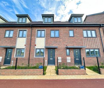 3 bedroom terraced house to rent - Photo 3