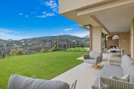 Alquiler de piso en Benahavís - Photo 2