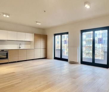 Appartement te huur in Elsene voor € 1.350 met 1 slaapkamer - Foto 2