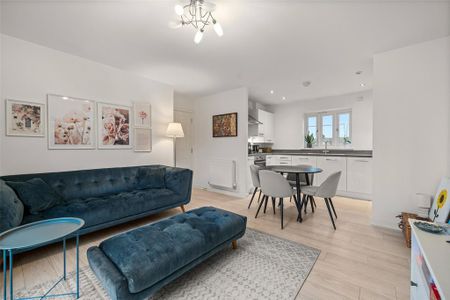 2 bedroom apartment to rent - Photo 2