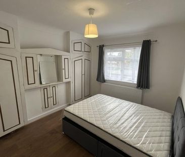 Room in a Shared House, Radcliffe Road, HA3 - Photo 4