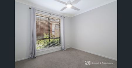 FRESH, LOW-MAINTENANCE LIVING IN SPRINGDALE HEIGHTS - Photo 5