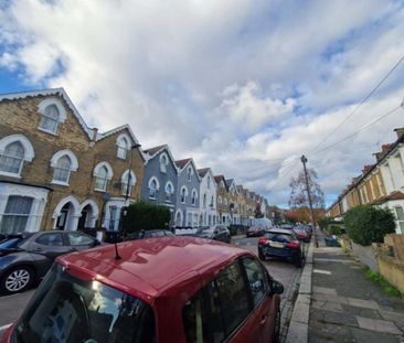 6 bedroom flat share to rent - Photo 3