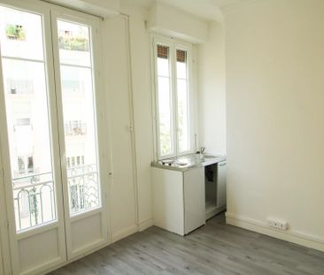 Location Appartement 1 pièce 16m² NICE 06000 - Photo 2