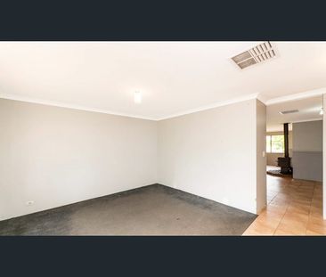 2 Cardin Rise, Greenfields, WA 6210 - Photo 1