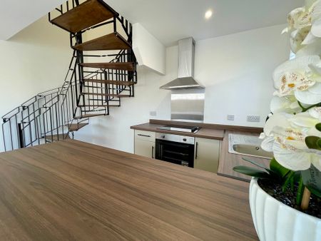 1 bedroom town house to let - Photo 5