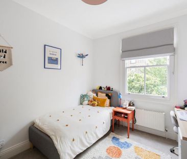 4 bedroom terraced house to rent - Photo 6