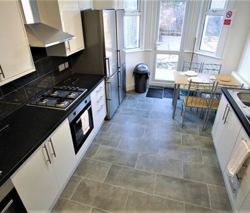 Room in a Shared House, Woodside Gardens, N17 - Photo 4