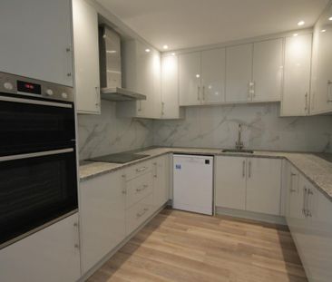 5 bedroom semi-detached house to rent - Photo 5