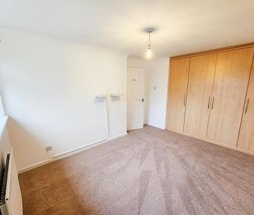 3 bedroom terraced house to rent - Photo 6