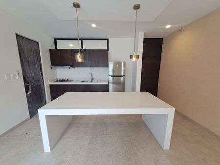 RENTA TOWNHOUSE EN TEMOZON CON ROOFTOP - Photo 3
