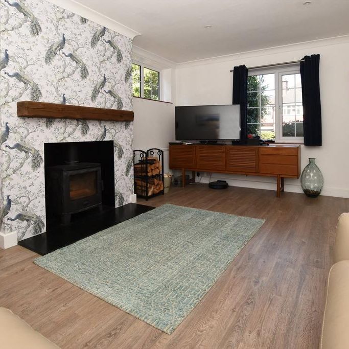 5 bedroom detached house to rent - Photo 1