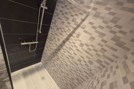 Location Appartement 1 pièce 26m² GRASSE 06130 - Photo 4