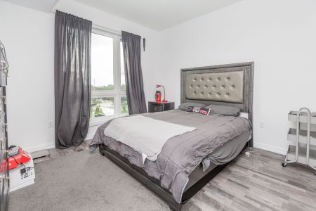 For Lease - 302 Essa Road Unit# 513, Barrie, Ontario - Photo 3