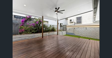 An Entertainer's Dream! - Photo 5