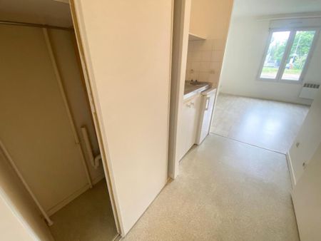 Location Appartement 1 pièce 20m² TOURS 37200 - Photo 4