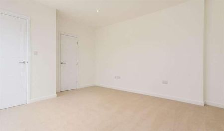 Maybank Road, London, E18 - Photo 4