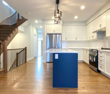 For Lease - 1308 WHITLOW GRASS Way, Kanata, Ontario - Photo 2