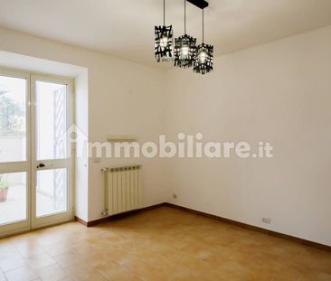 Bilocale via Cassia 713, Tomba di Nerone, Roma - Foto 2