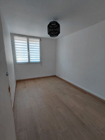 Location Appartement 3 pièces 63m² - Photo 3