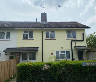 3 bedroom end of terrace house to rent - Photo 5