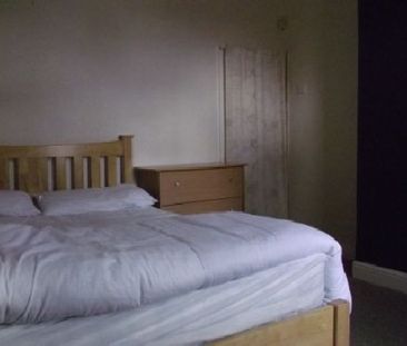 4 Bed - Gleave Road, Selly Oak, West Midlands, B29 6jr - Photo 2