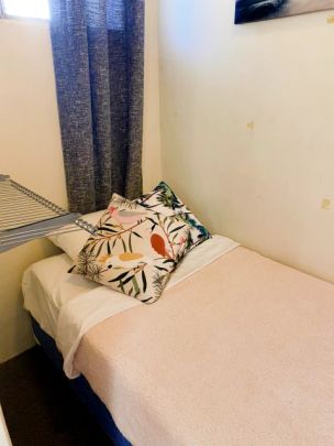 ume 152 Darlinghurst Village, Sydney - Photo 1