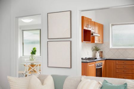 CHARACTER-FILLED HOME IN A PRIME INNER-CITY LOCATION - Photo 4