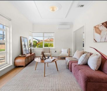 Charming Three Bedroom House close to Glenelg - Photo 1