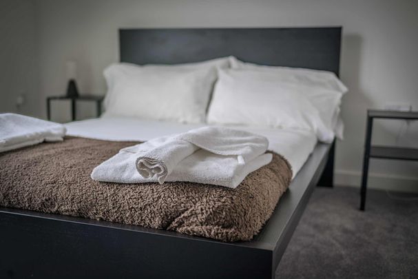 Essex Street - Photo 1