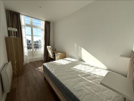 4 pièces - Meublé - 91,92 m² - 3ème étage - Colocation autorisée - Photo 3