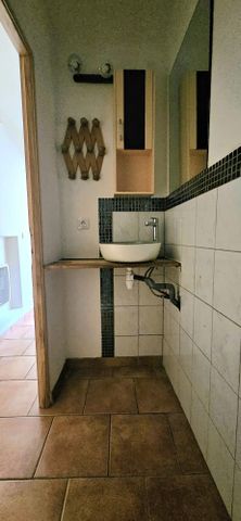 Location Appartement 2 pièces 52m² PIGNANS 83790 - Photo 5