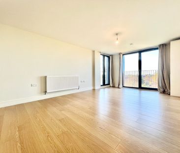 1 Bed Flat, Charter House, IG1 - Photo 3