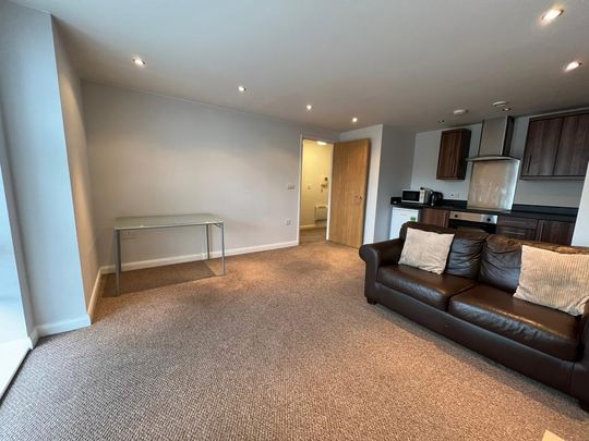 1 bedroom flat to rent - Photo 1