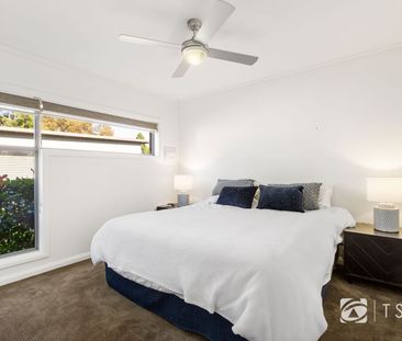 Stunning Two Bedroom Fully Furnished Townhouse - Available May 2026 - Photo 1