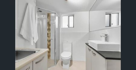 Welcome to 2/23 Indooroopilly Road, Taringa - Photo 5