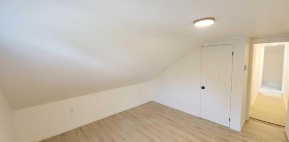 Grand 5 1/2 (maison de ville) – Salaberry-de-Valleyfield (RÉNOVÉ) - Photo 2