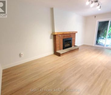 317 DARLINGTON CRESCENT - Photo 1