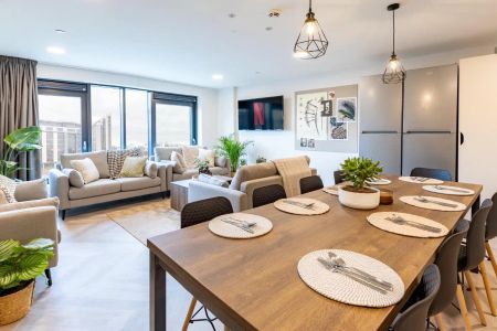 Premium Ensuite - Photo 5