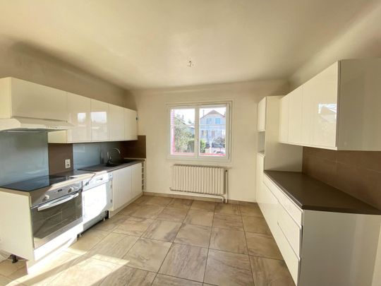 Location maison 6 pièces Rueil Malmaison 107M² - Photo 1