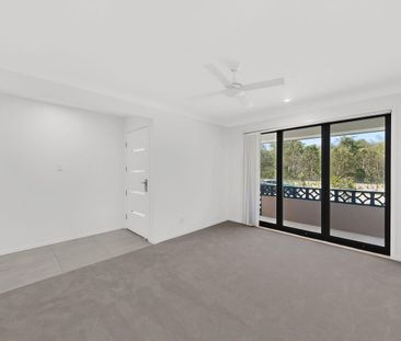 Brand New Family Home in the Heart of White Rock - Photo 3