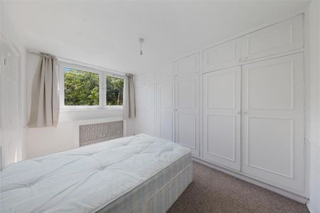 5 bedroom flat to rent - Photo 2