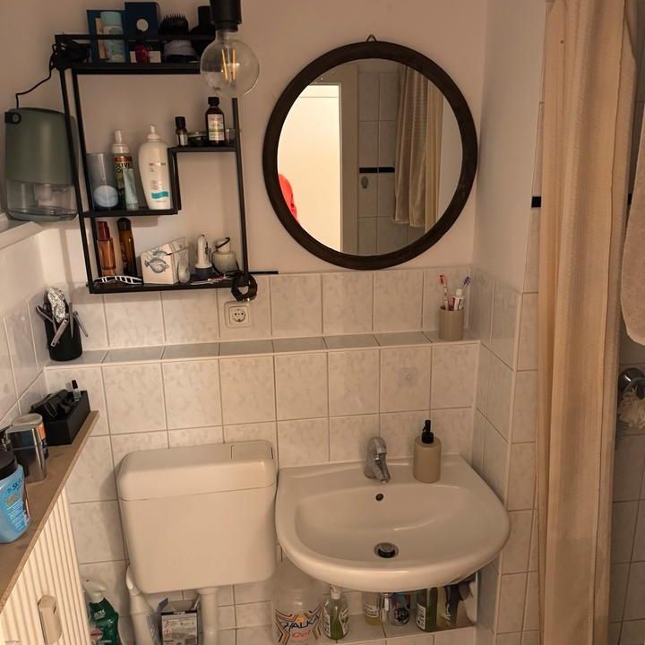 Möblierte 1-Zimmer-Wohnung (24 m²) mit Balkon - Photo 1