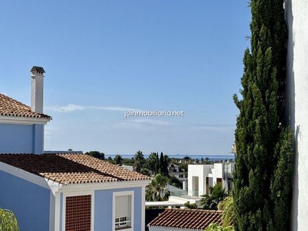 Apartamento en Estepona, El Paraiso, alquiler - Photo 4