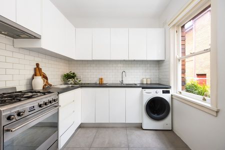 2/1 Macarthur Avenue, Crows Nest NSW 2065 - Apartment For Rent | Domain - Photo 5