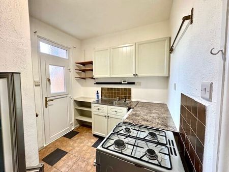 Albion Terrace, Barnsley - Photo 3