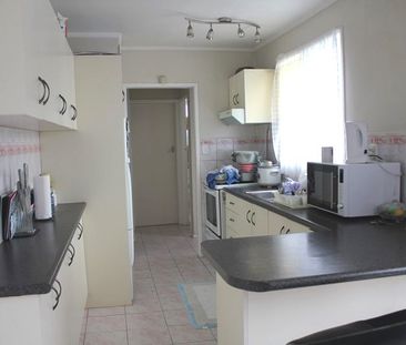 8 Romney Place, Manurewa, Auckland - Photo 4