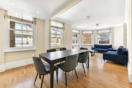 Large 2 bedroom, 2 bathroom apartment with dual aspect reception and a large private terrace. Set on the 7th floor of a prestigious Westminster mansion block with porter. - Photo 4